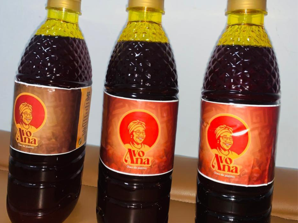 Prato com óleo de palma